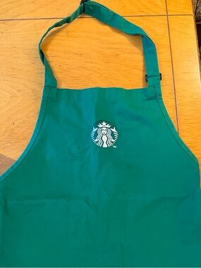 Starbucks Apron with Iconic Emblem no stains, rips or tears